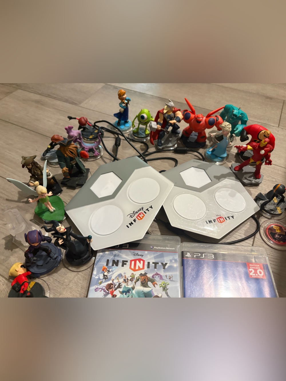 PS3 Disney Infinity Bundle - Picture 5 of 6